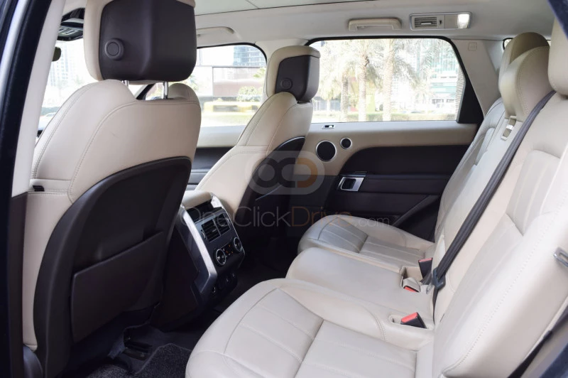 zwart Landrover Range Rover Sport HSE 2018 for rent in Dubai 5